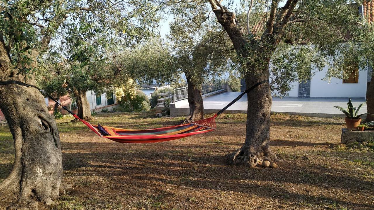 Appartamenti La Chiandata 卡梅罗塔的码头 外观 照片